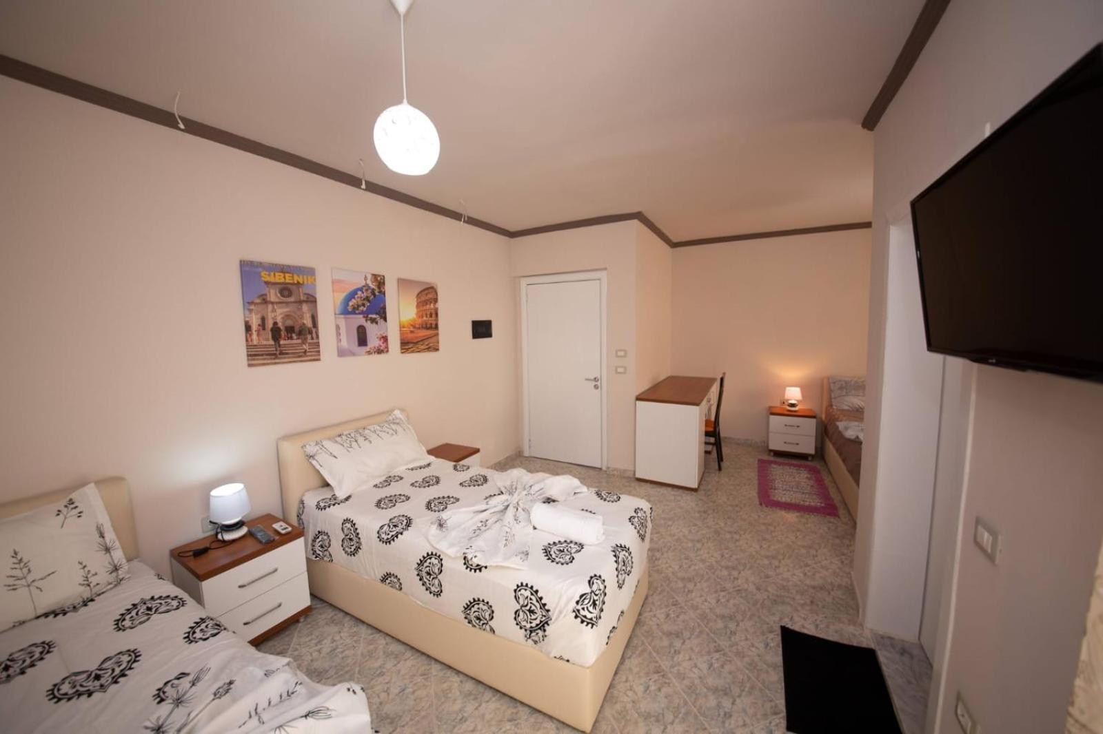Hotell Flores Durrës